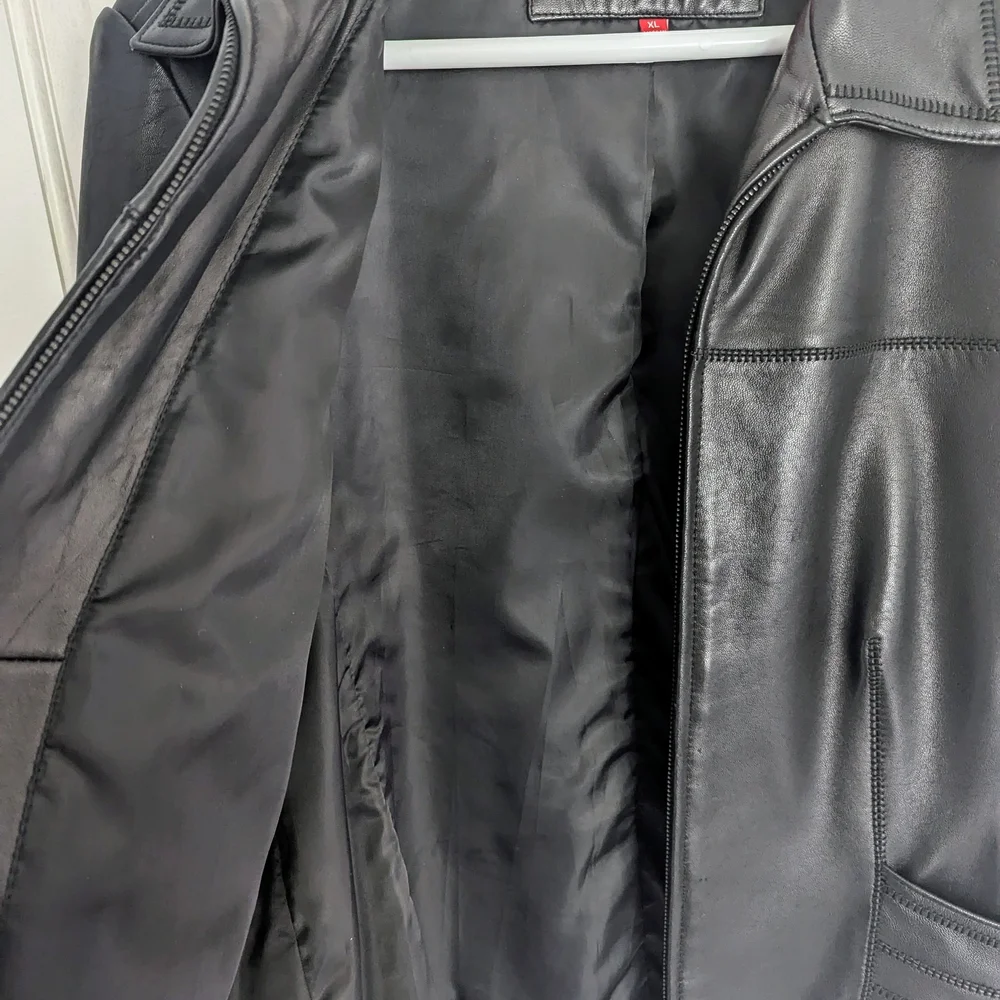 Anne Klein Black Leather Jacket with Classic Design - Picture 6 of 14